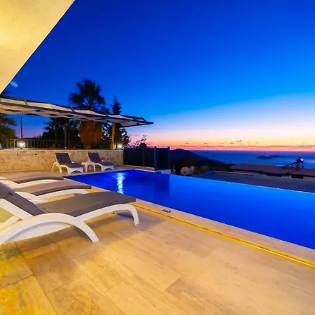 Luxury 4-bedroom Sea View With Private Pool In Villa