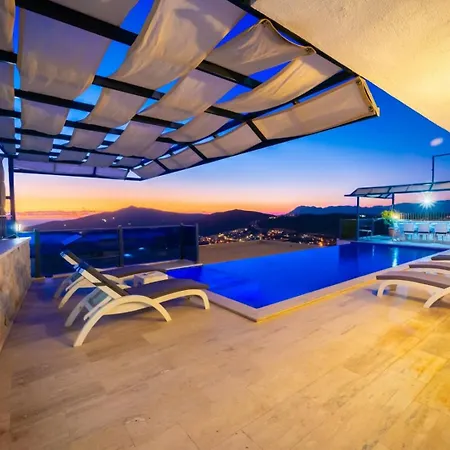 Luxury 4-bedroom Sea View With Private Pool In Villa