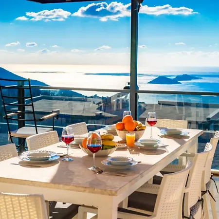 Luxury 4-bedroom Sea View With Private Pool In