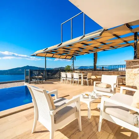 Luxury 4-bedroom Sea View With Private Pool In