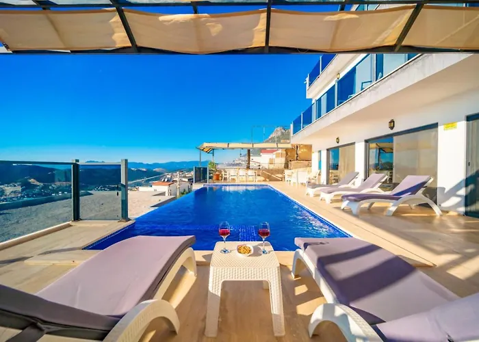 Luxury 4-bedroom Sea View With Private Pool In *