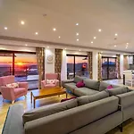 Luxury 4-bedroom Sea View With Private Pool In