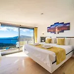 Luxury 4-bedroom Sea View With Private Pool In *