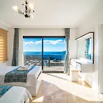 Luxury 4-bedroom Sea View With Private Pool In Villa *