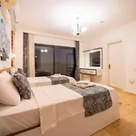 Luxury 4-bedroom Sea View With Private Pool In Villa