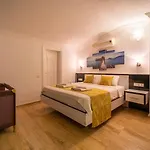 Luxury 4-bedroom Sea View With Private Pool In Villa