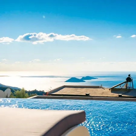Luxury 4-bedroom Sea View With Private Pool In Kalkan
