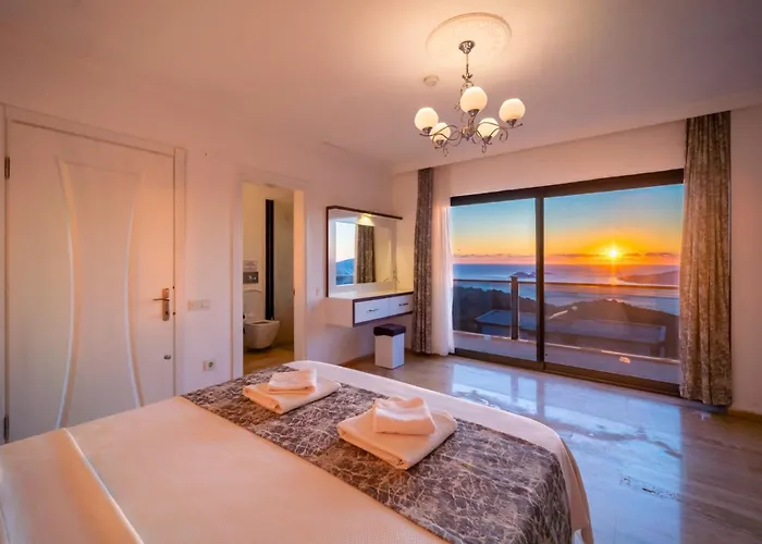 Luxury 4-bedroom Sea View With Private Pool In كالكان