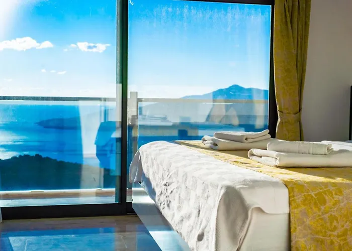 Luxury 4-bedroom Sea View With Private Pool In فيلة