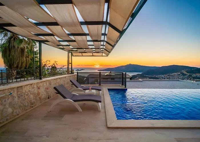 Luxury 4-bedroom Sea View With Private Pool In *