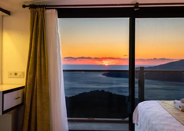 Luxury 4-bedroom Sea View With Private Pool In 别墅 卡尔坎