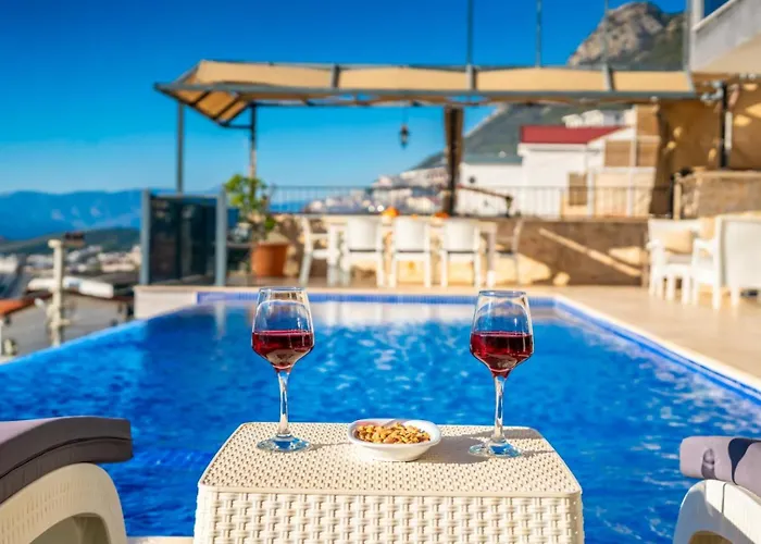 别墅 Luxury 4-bedroom Sea View With Private Pool In *